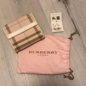 Burberry classic pink wallet